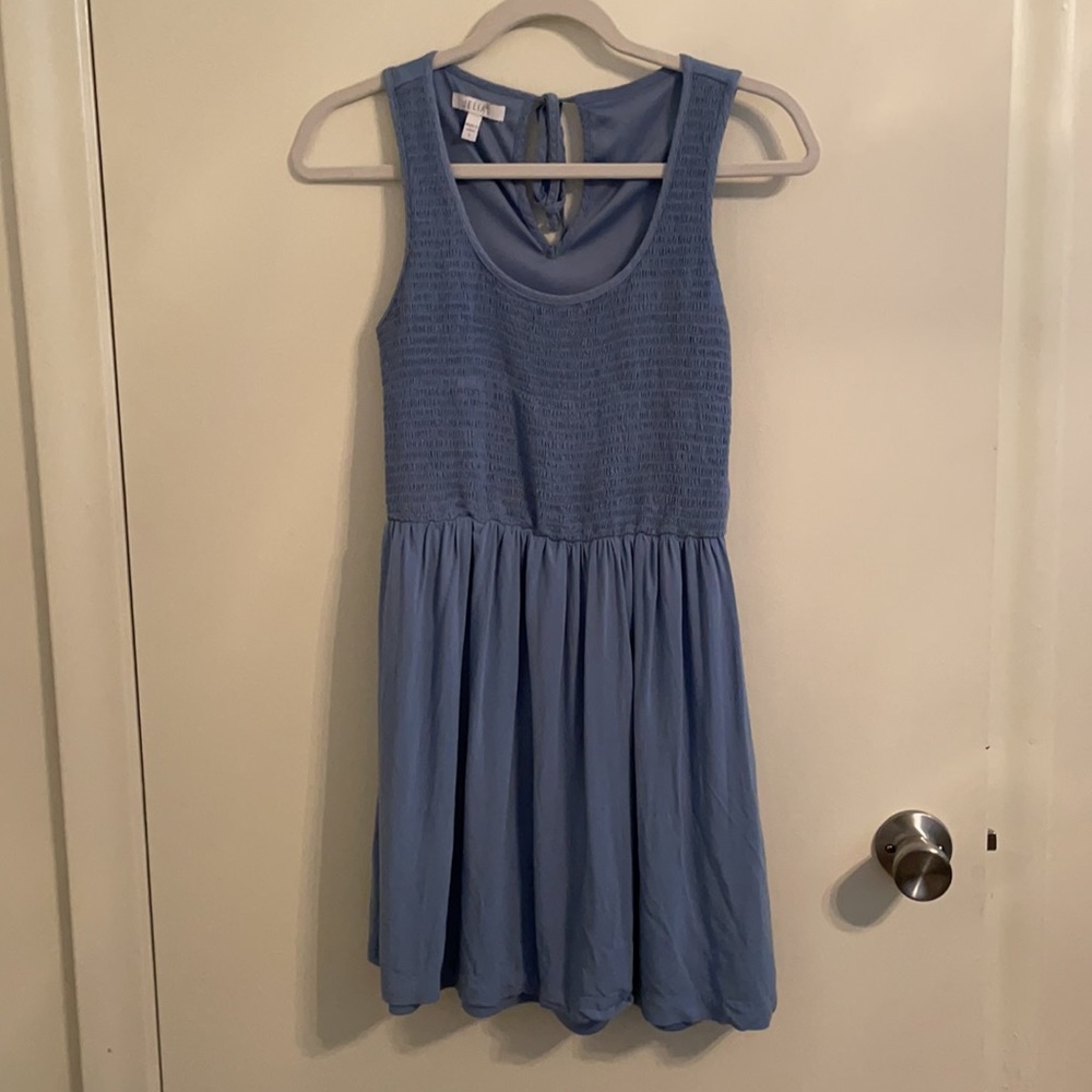 Delia’s cornflower blue dress 👗